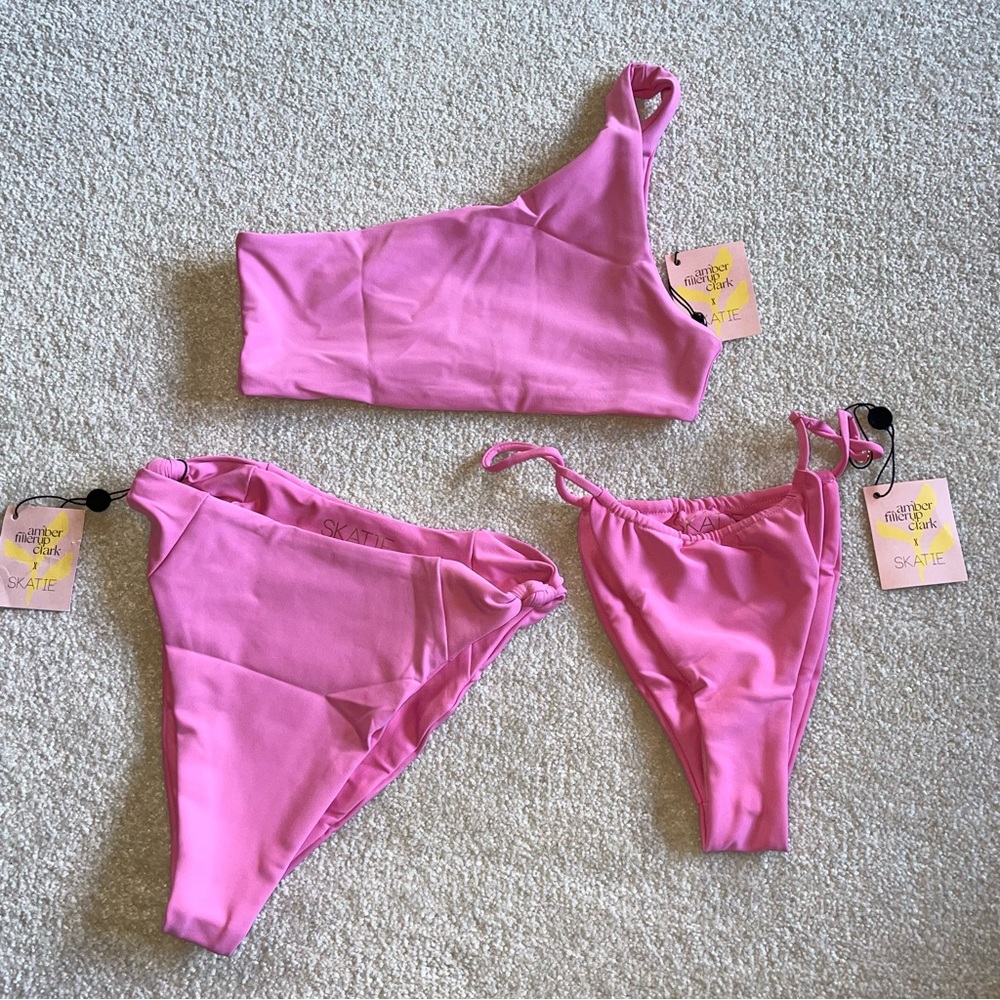 SKATIE Ellis top, Salty bottom and Bobbi bottom in dahlia bundle set 💗